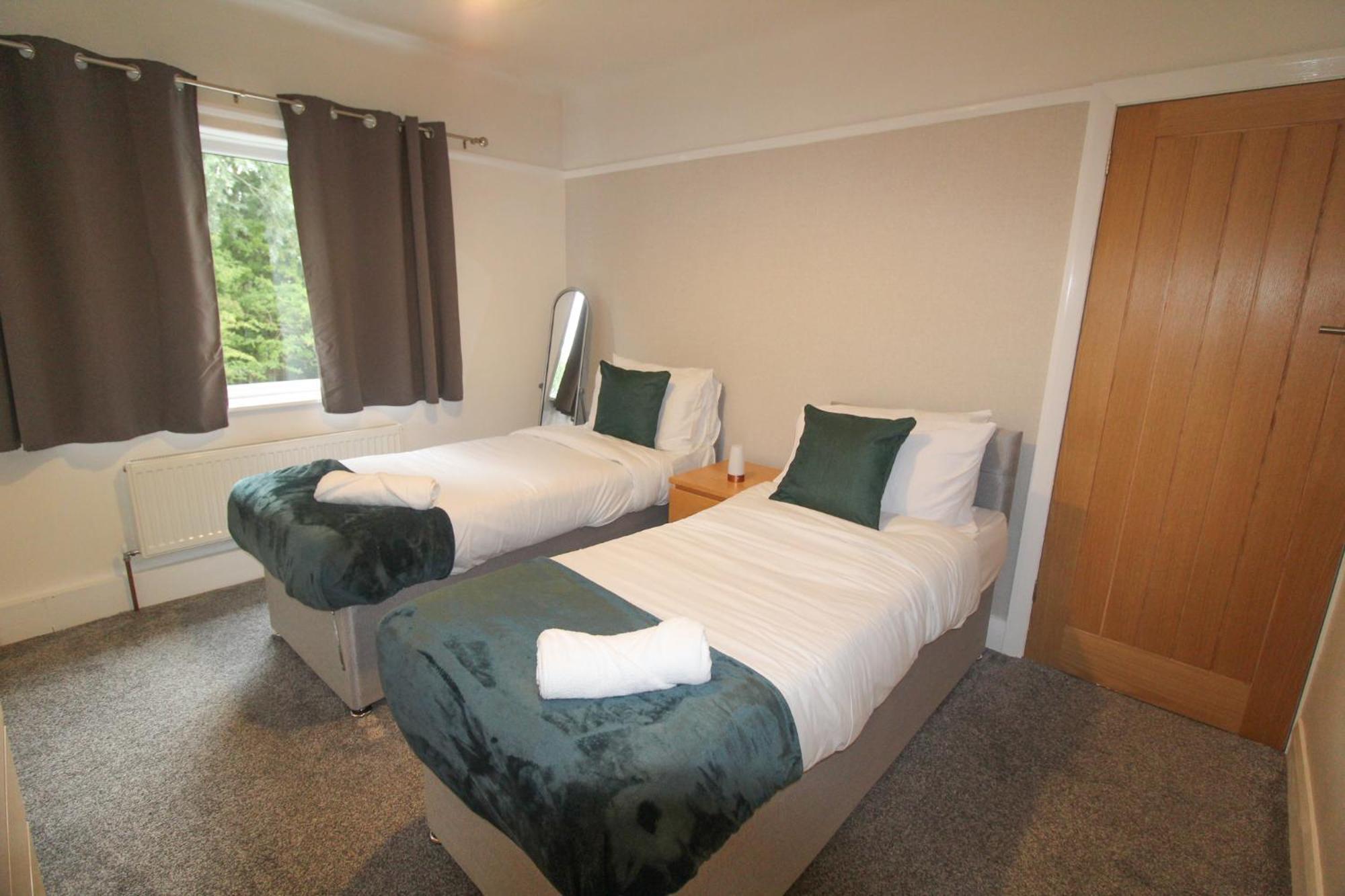 Апартаменты Upton Hidden Garden Retreat Бёкенхэд